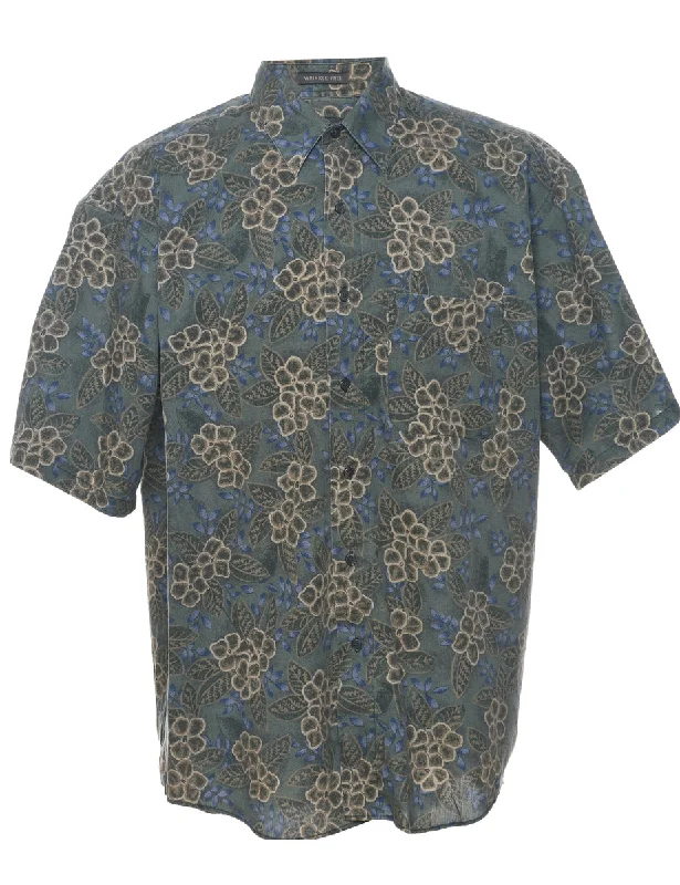 Markdowns Van Heusen Hawaiian Shirt - L