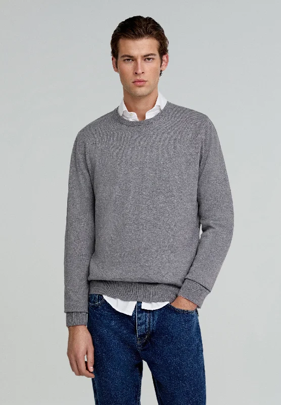 Today’s Deal ROUND NECK SWEATER WITH SKULL