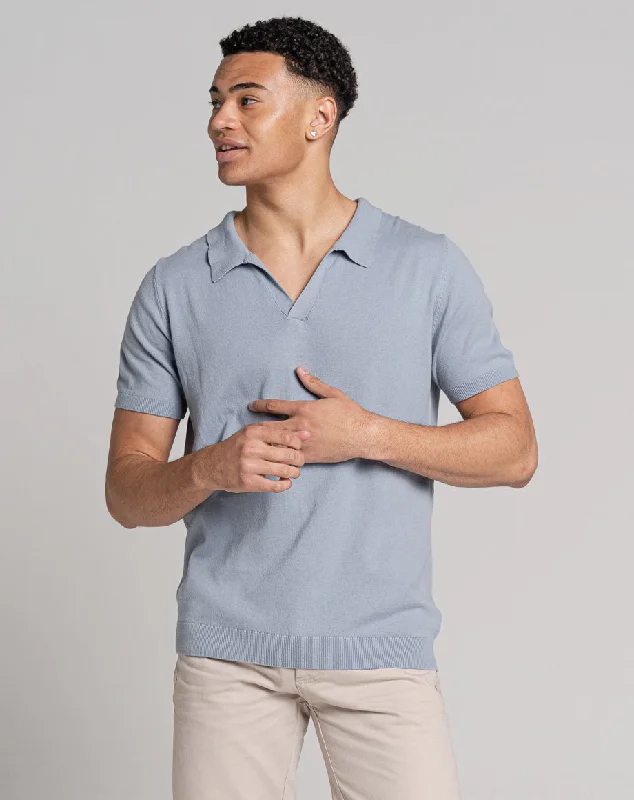 Holiday Sale ESSENTIAL SHORT SLEEVE OPEN COLLAR POLO | LIGHT BLUE