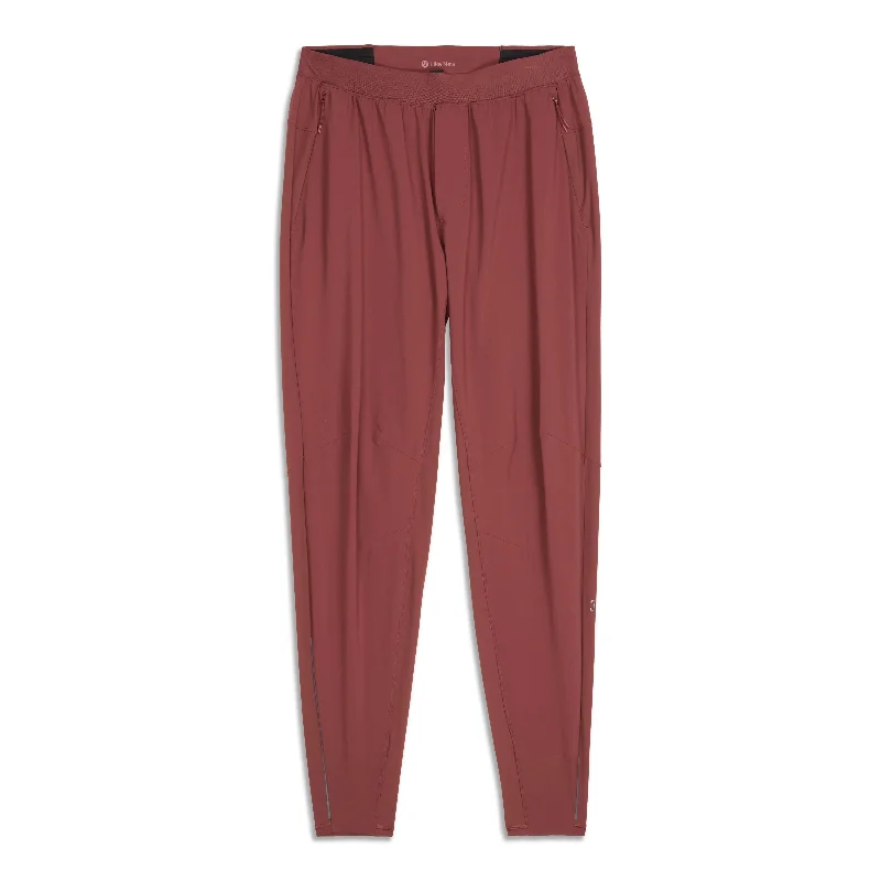 Weekend Savings Fiesta Surge Hybrid Pant - Resale