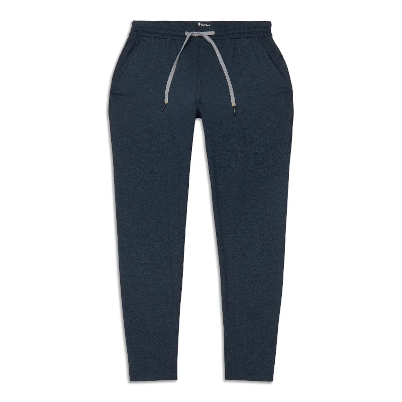 Weekend Discounts to Indulge In Soft Jersey Tapered Pant - Resale