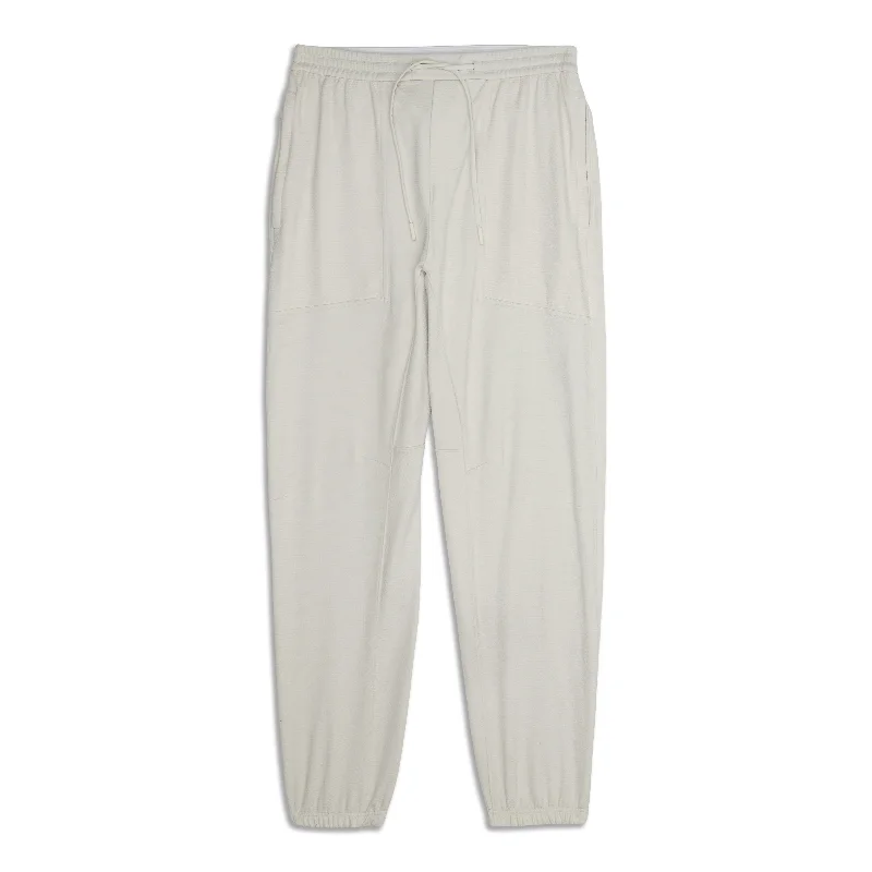 Deep Discounts Relaxed-Fit Training Jogger - Resale