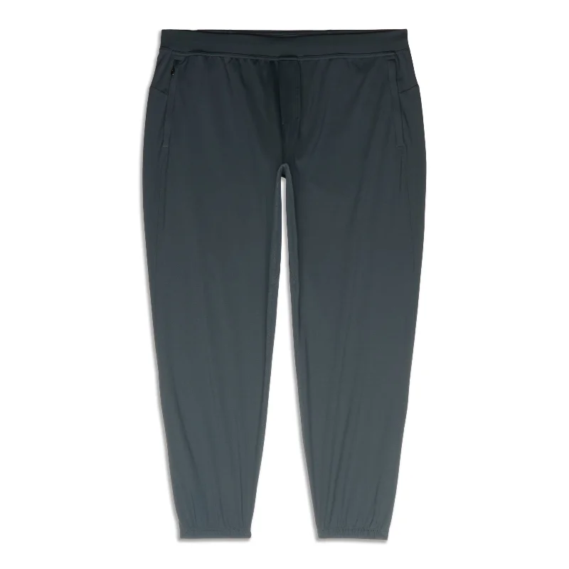 Weekend Deal Surge Jogger - Resale