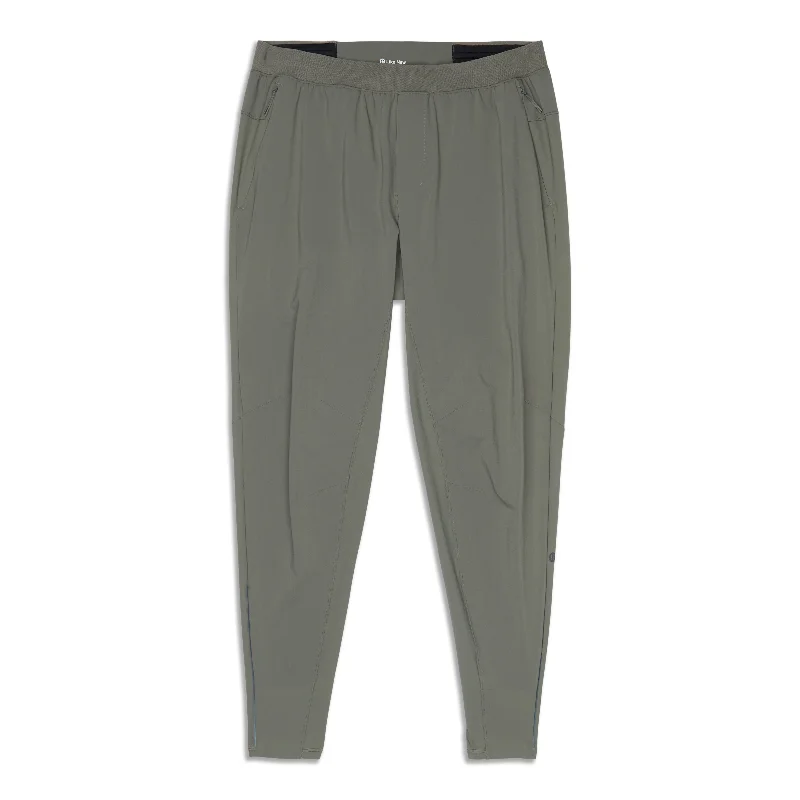 Super Sale Surge Hybrid Pant - Resale