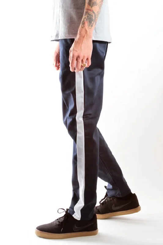 Weekend Deals That Wow NAVY/WHITE | RACER CHINO