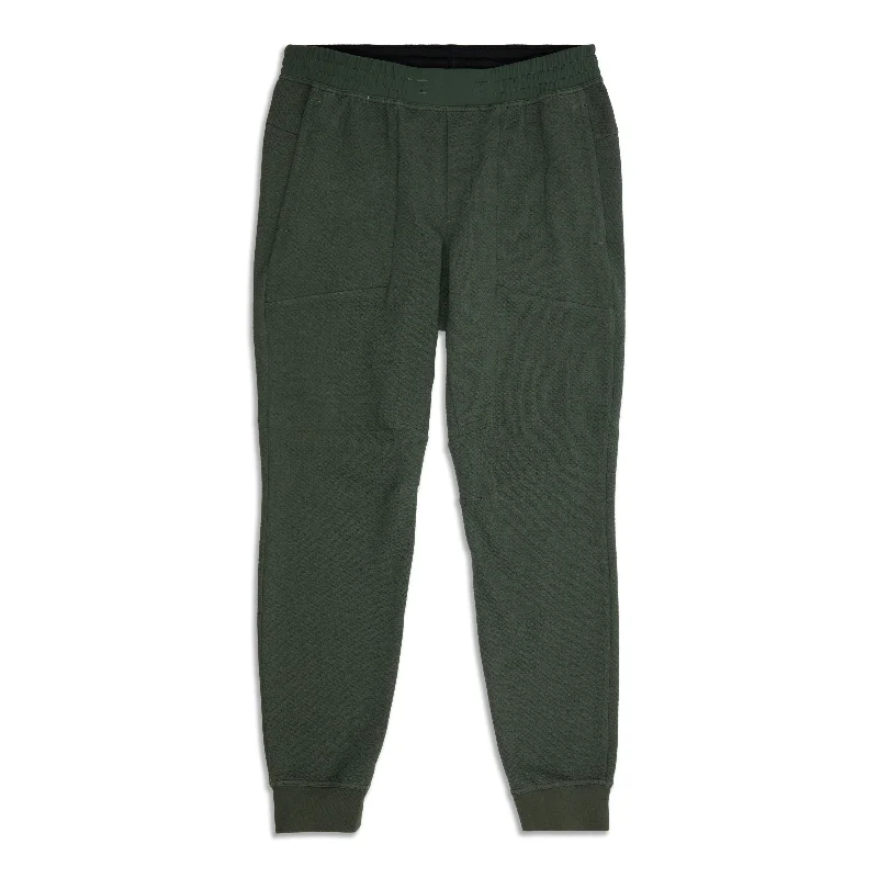 Seasonal Clearance At Ease Jogger - Resale