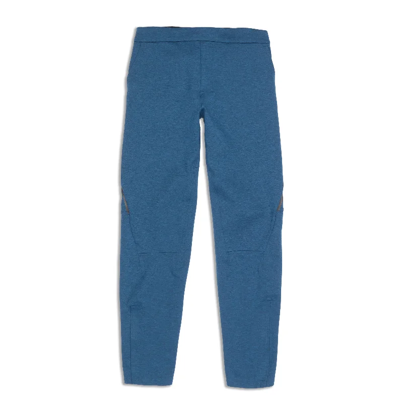 Special Savings Lab Refract Jogger - Resale